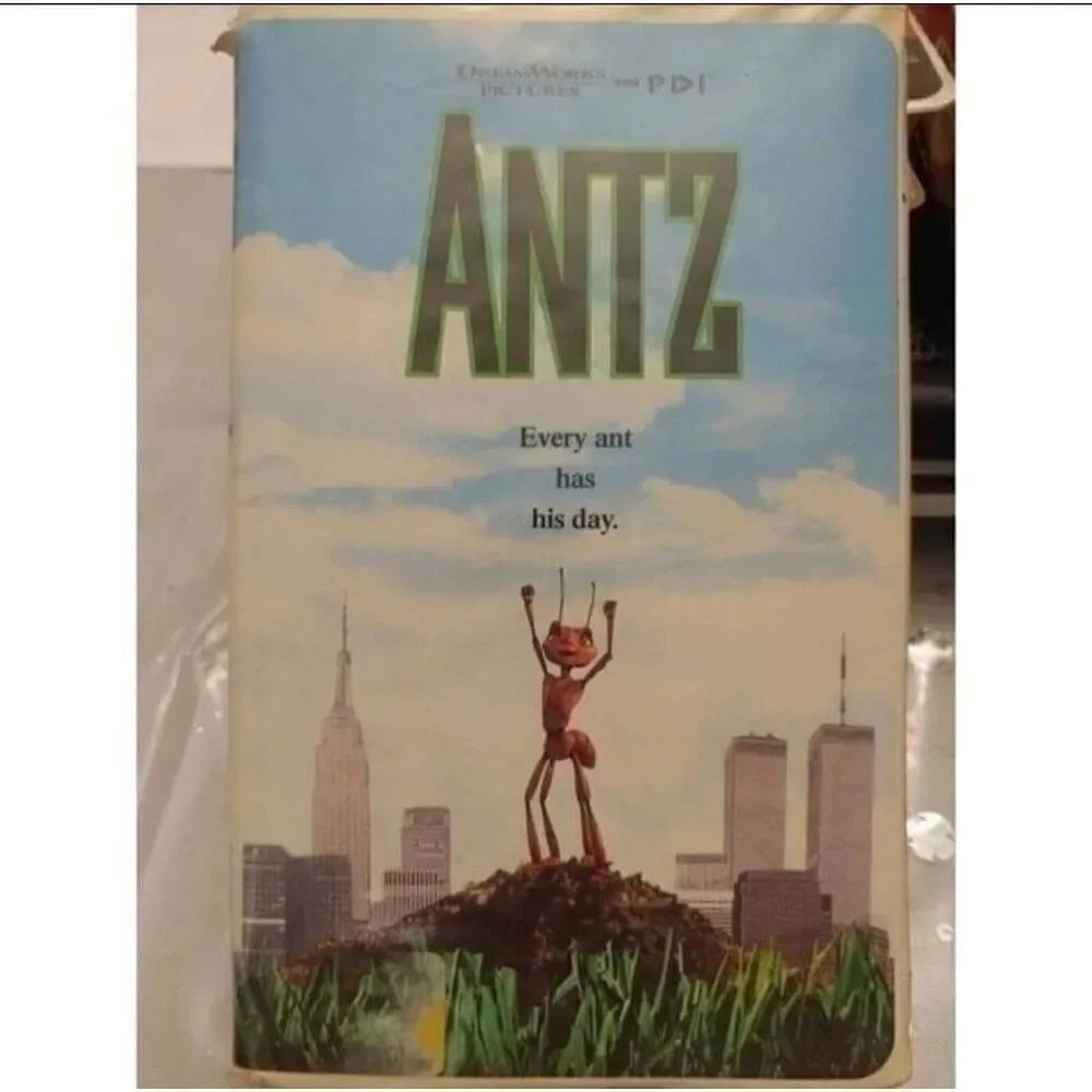 DreamWorks ANTZ VHS Tape (Clamshell) 1998